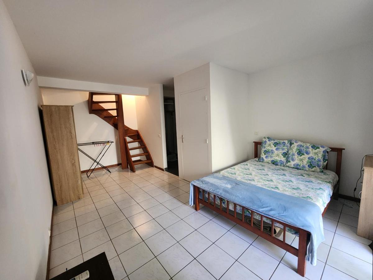 Appartement Cosy En Duplex Avec Jardin Et Cuisine A Trianon Нумеа Экстерьер фото